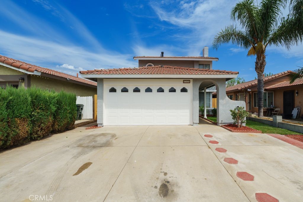 646 W Home Property Photo 2