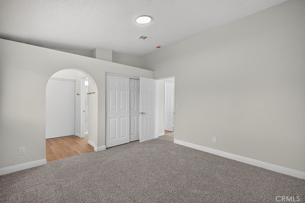 646 W Home Property Photo 15