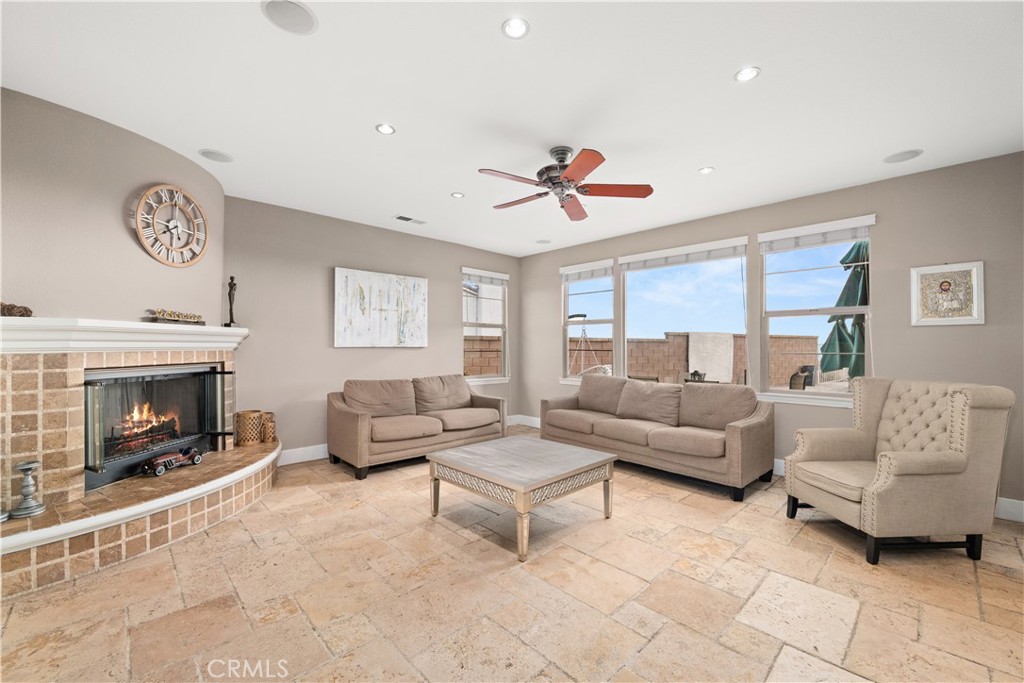 5060 Juneau Court Property Photo 14
