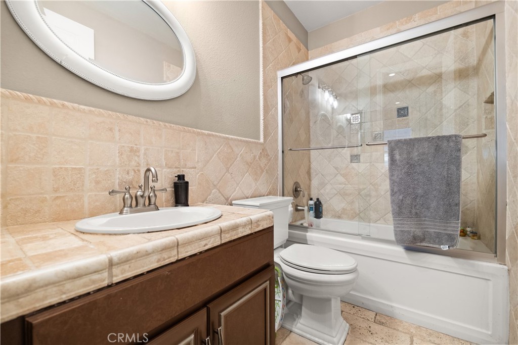 5060 Juneau Court Property Photo 25