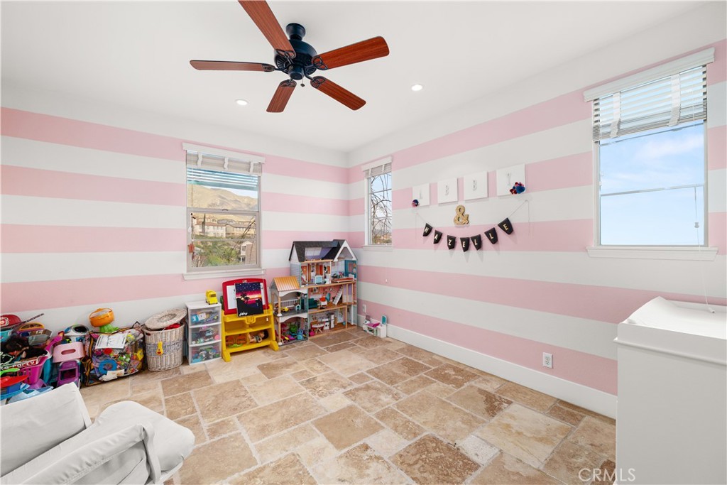 5060 Juneau Court Property Photo 36