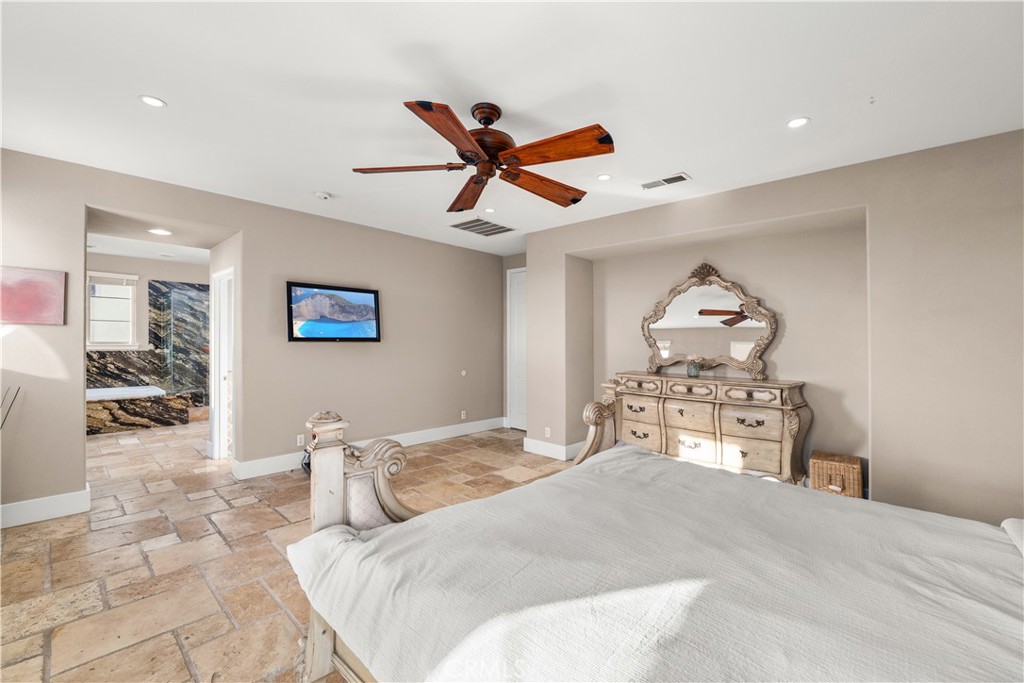5060 Juneau Court Property Photo 45