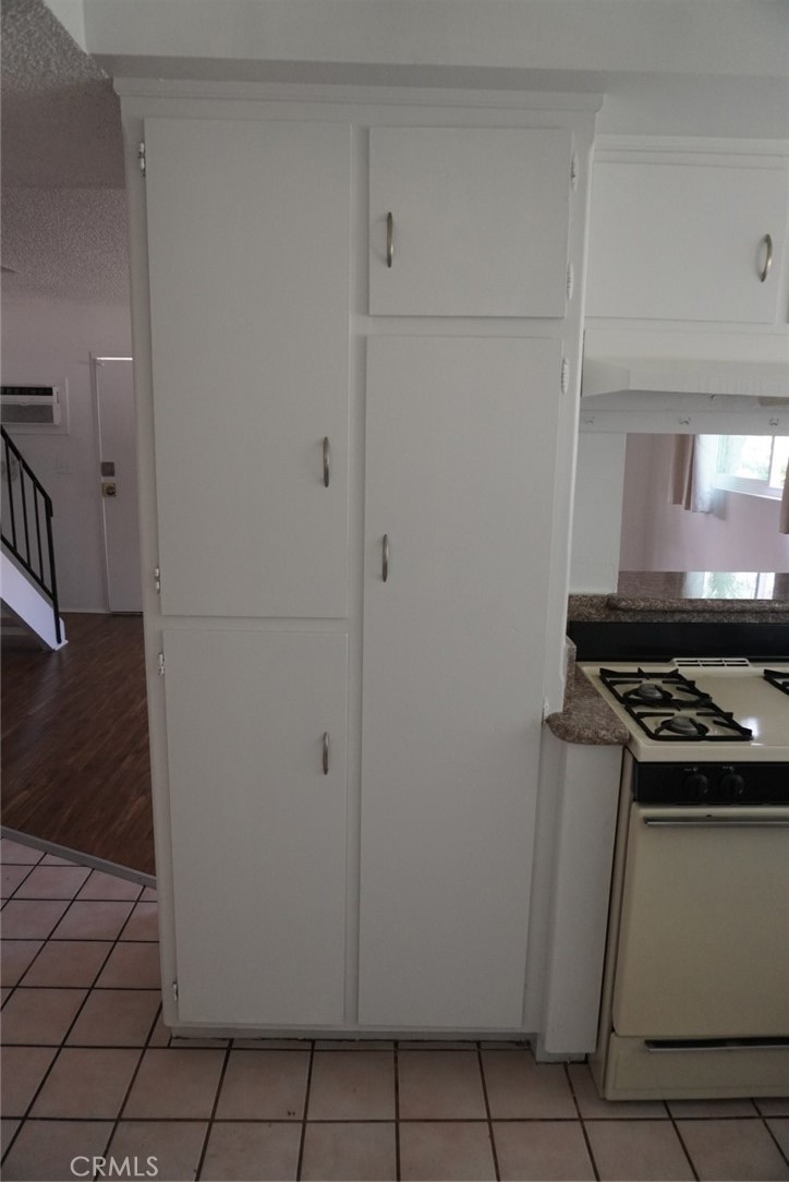 428 E Foothill Property Photo 17