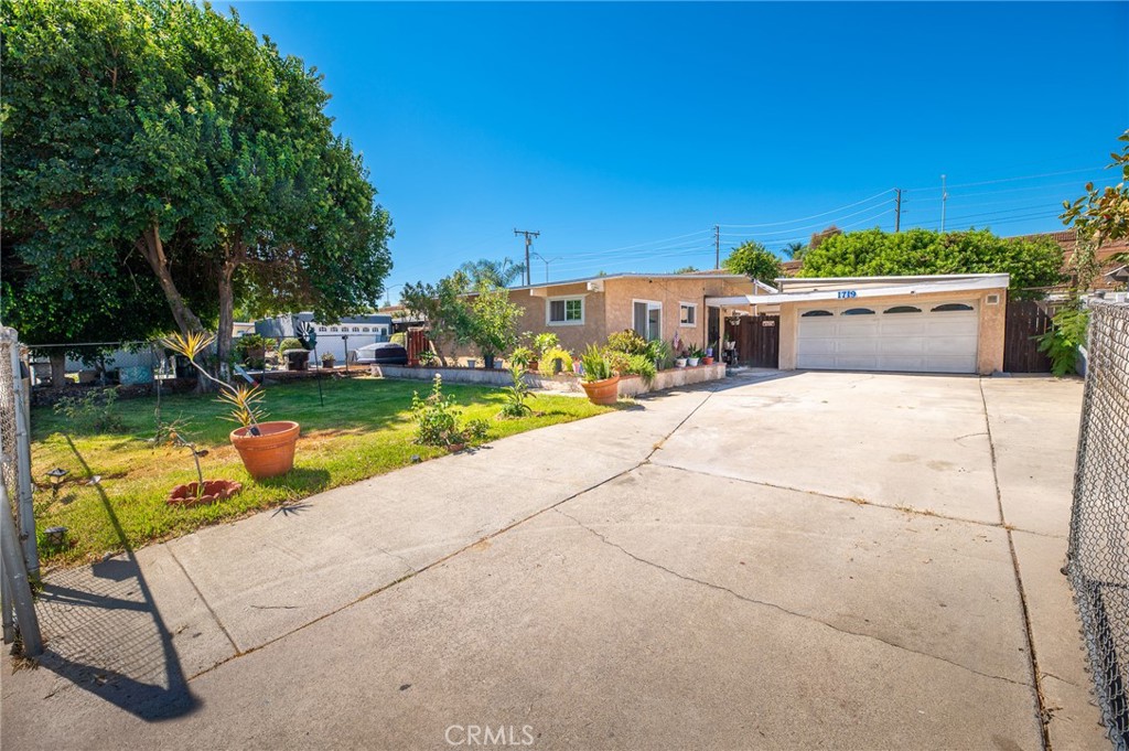 1719 Calatina Dr Property Photo 1