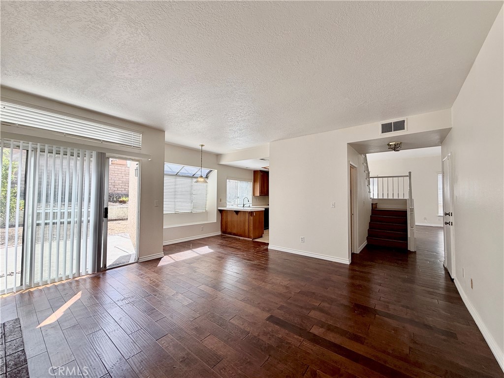11426 Lomello Property Photo 6