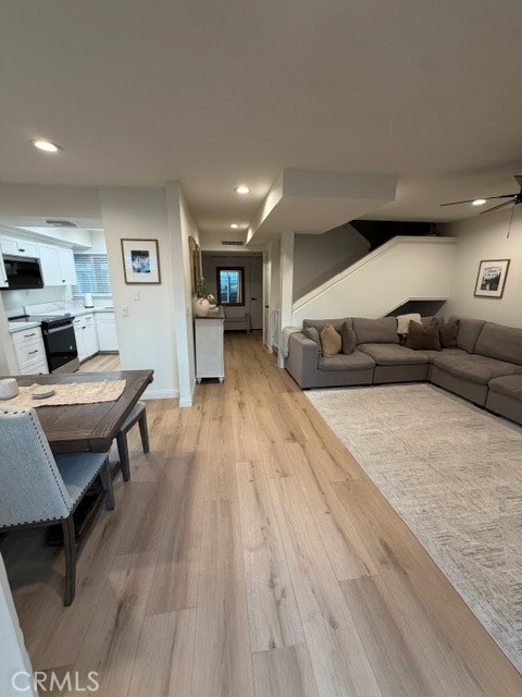 626 Greendale Property Photo 4