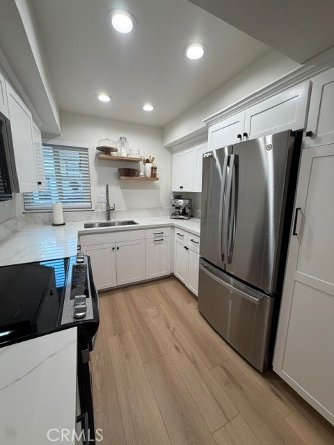 626 Greendale Property Photo 8
