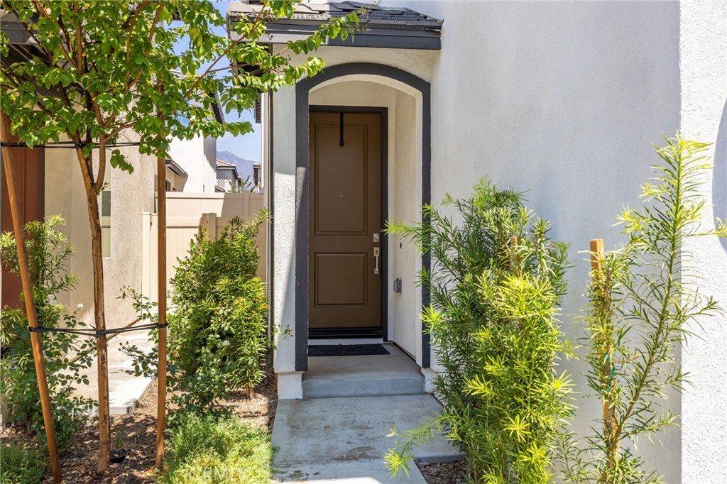 2001 Dewdrop Property Photo 11