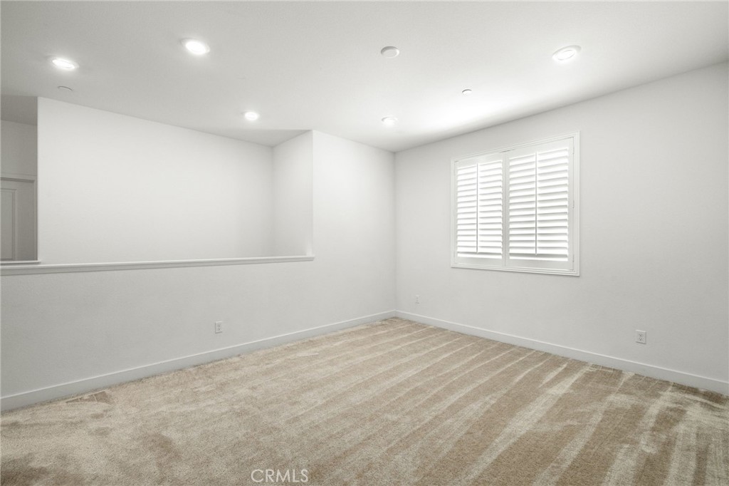 2001 Dewdrop Property Photo 39