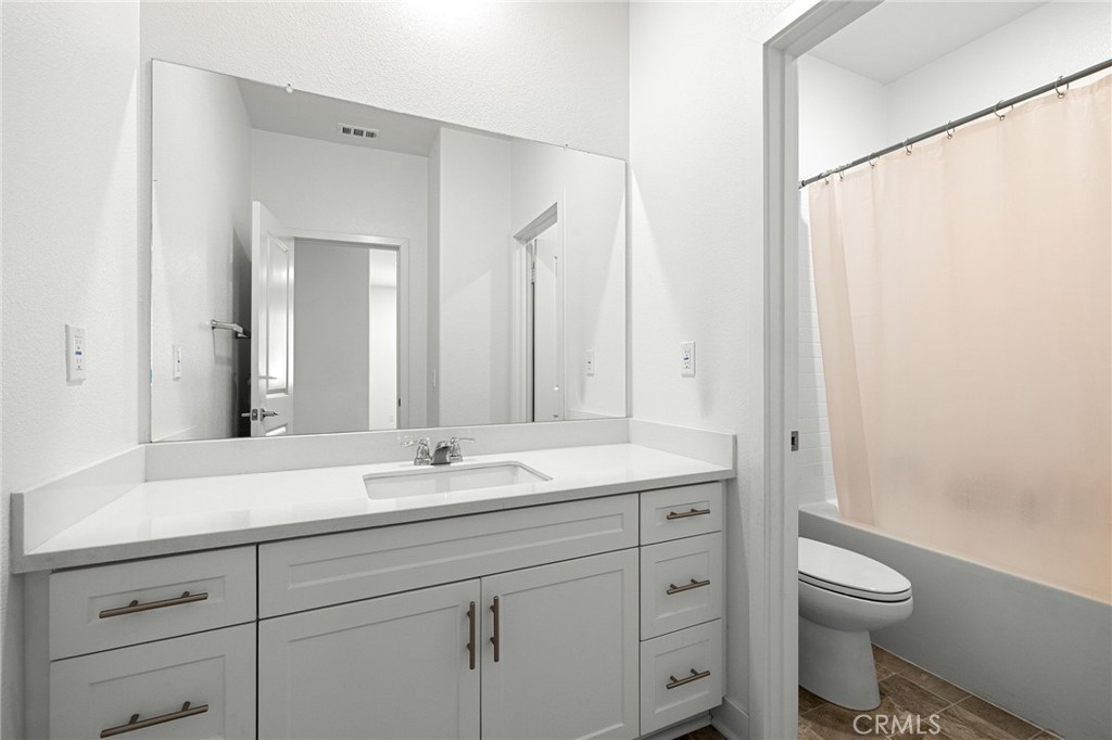 2001 Dewdrop Property Photo 42
