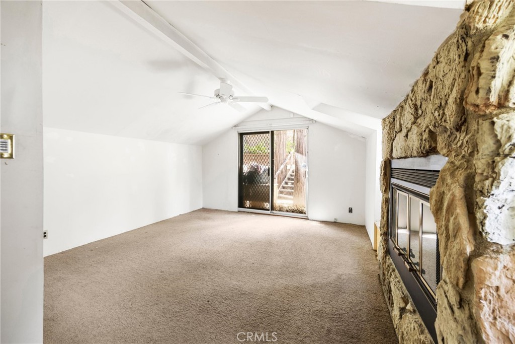 320 Flower Drive Property Photo 23