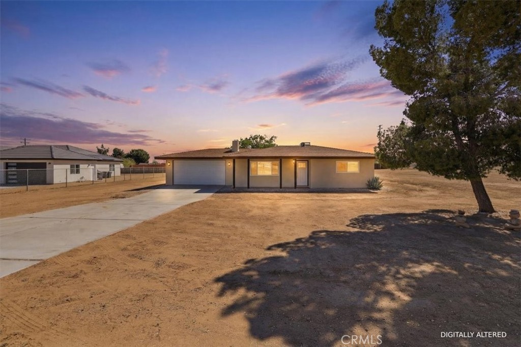 11363 Maple Property Photo 1