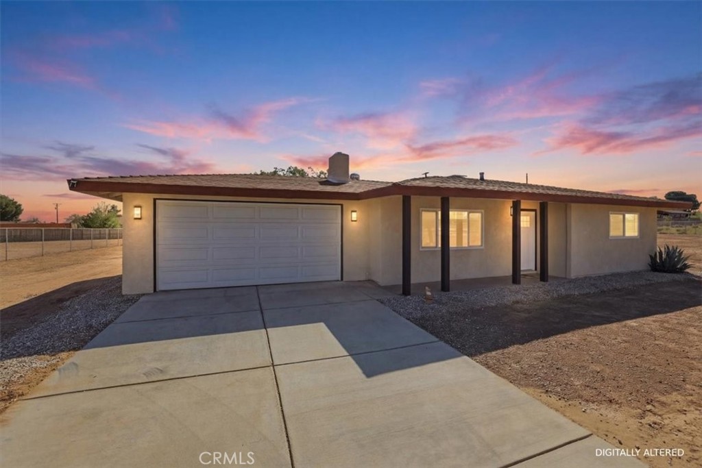 11363 Maple Property Photo 3