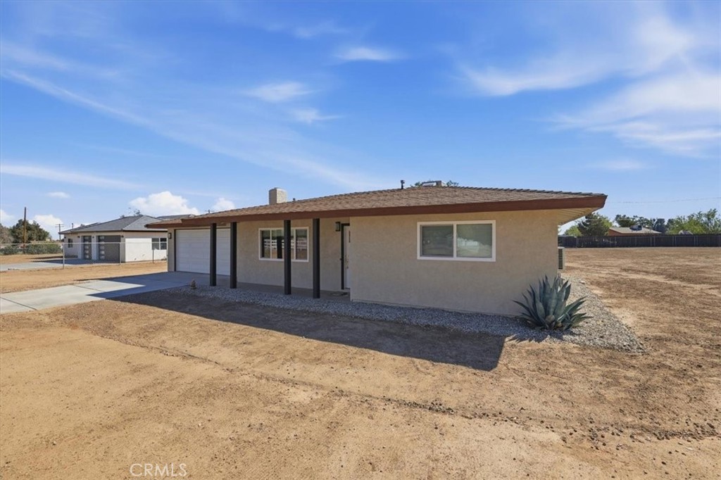 11363 Maple Property Photo 10