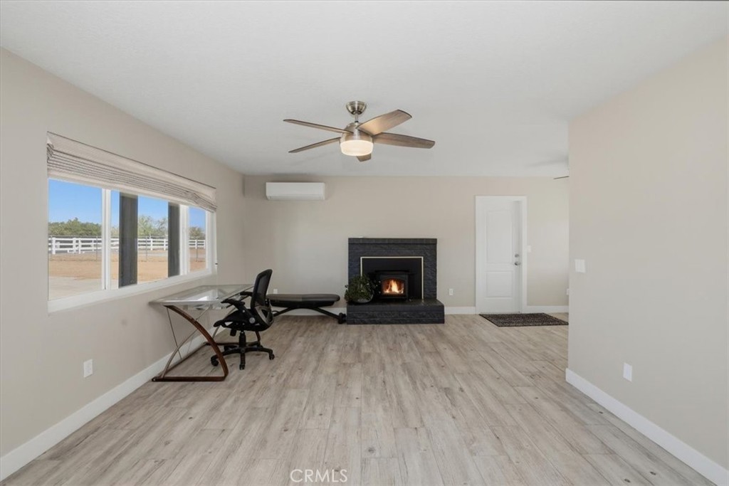 11363 Maple Property Photo 18