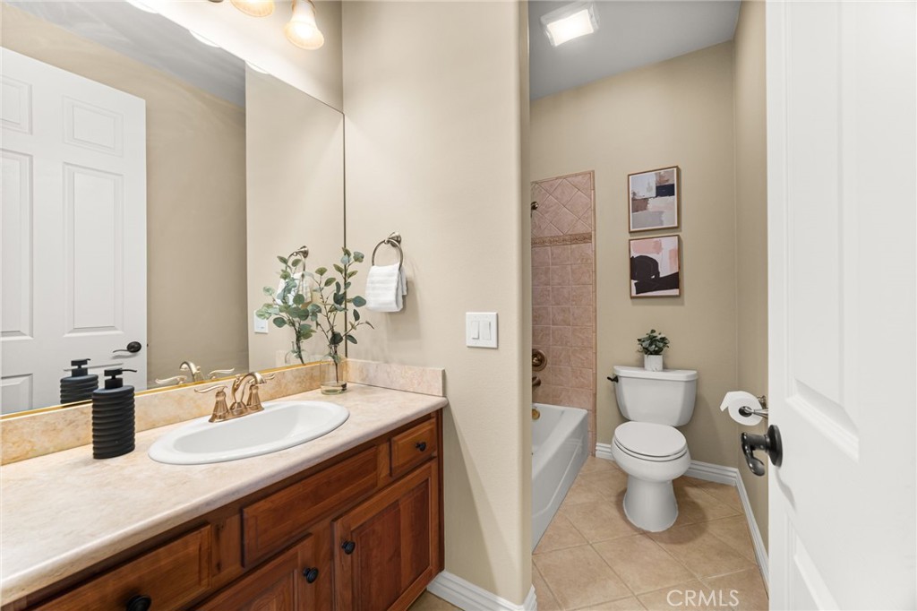 5454 Canistel Property Photo 25