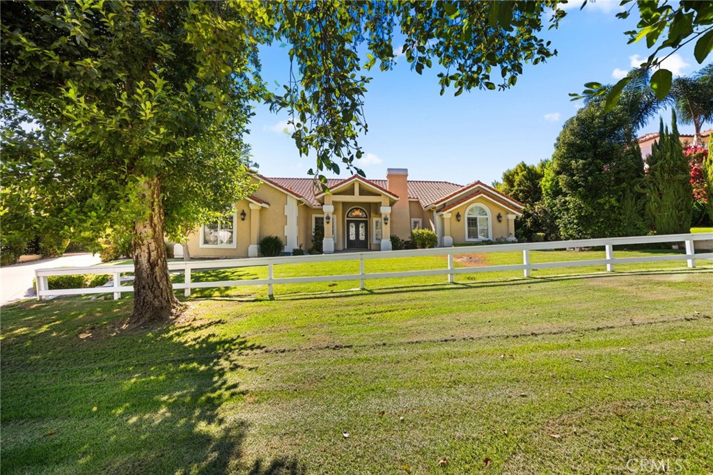 5454 Canistel Property Photo 43
