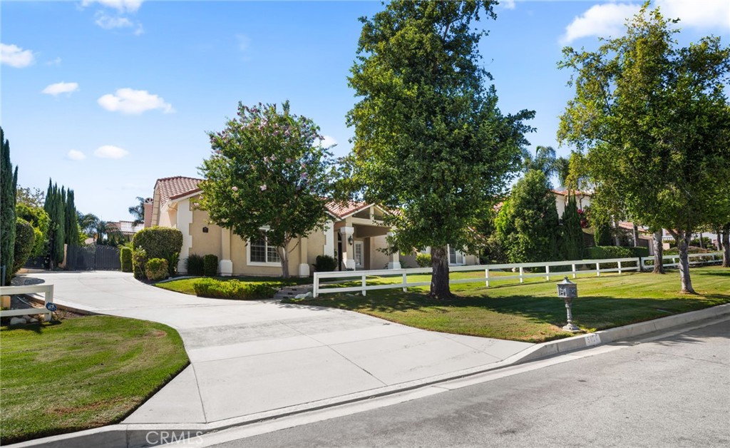 5454 Canistel Property Photo 44