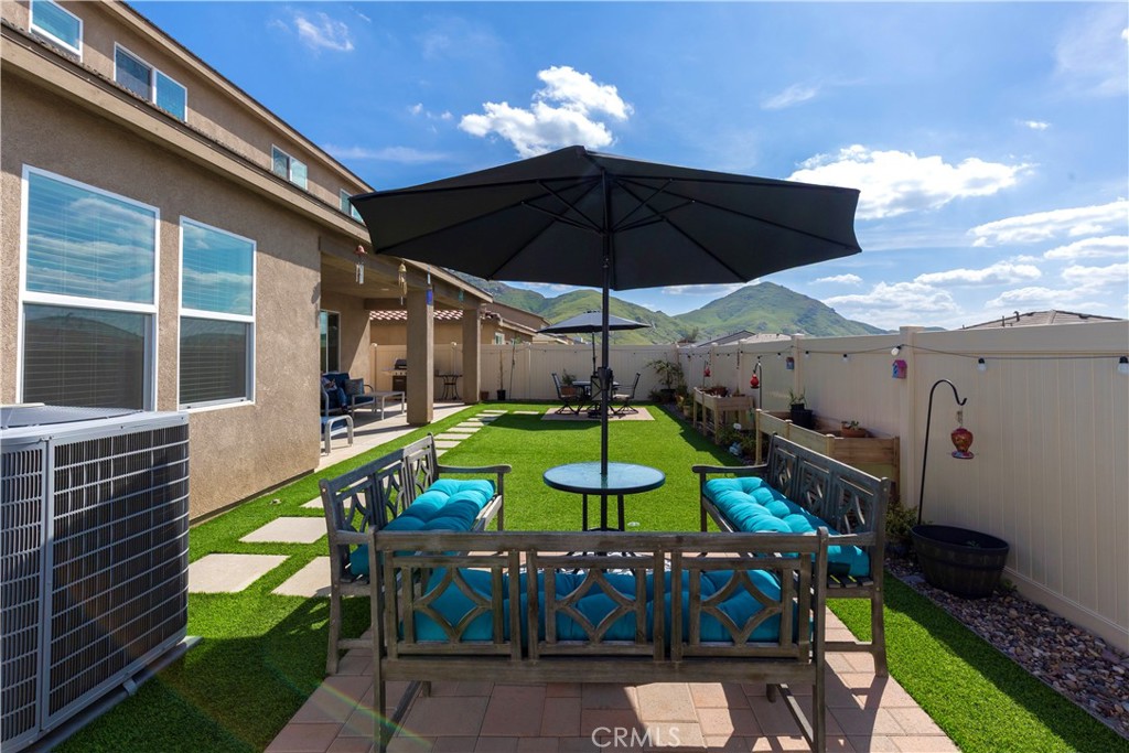 7635 Sweet Ranch Court Property Photo 6