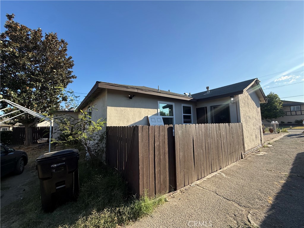 9063 Olive Property Photo 11