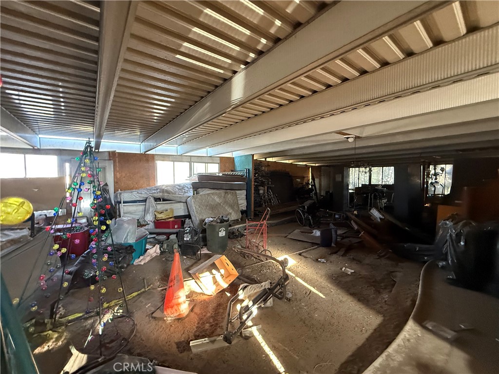 9063 Olive Property Photo 21
