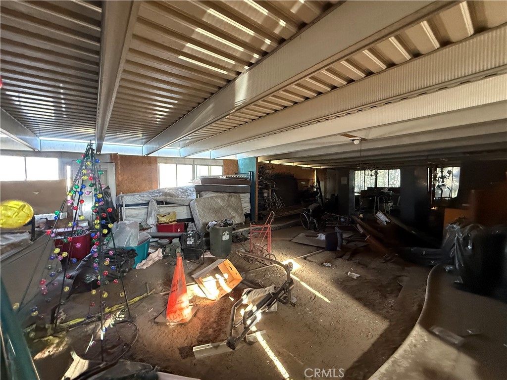 9063 Olive Property Photo 21