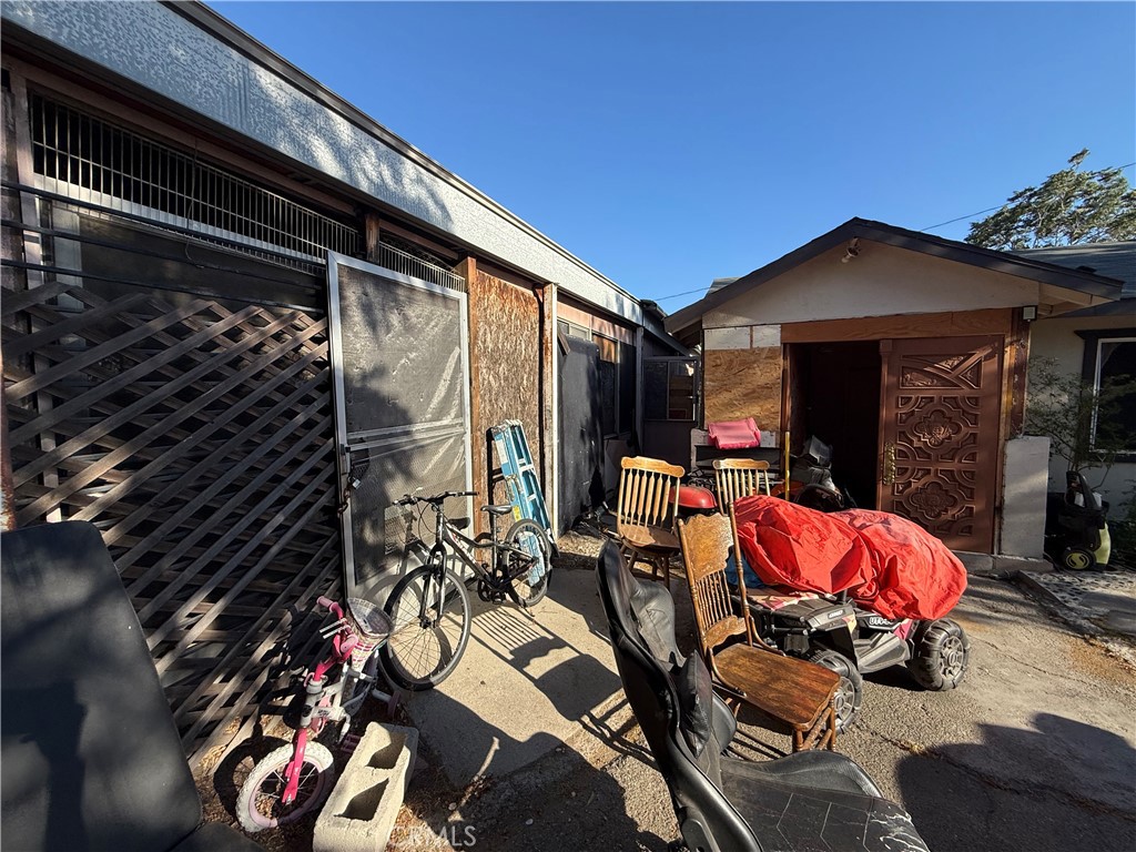9063 Olive Property Photo 23