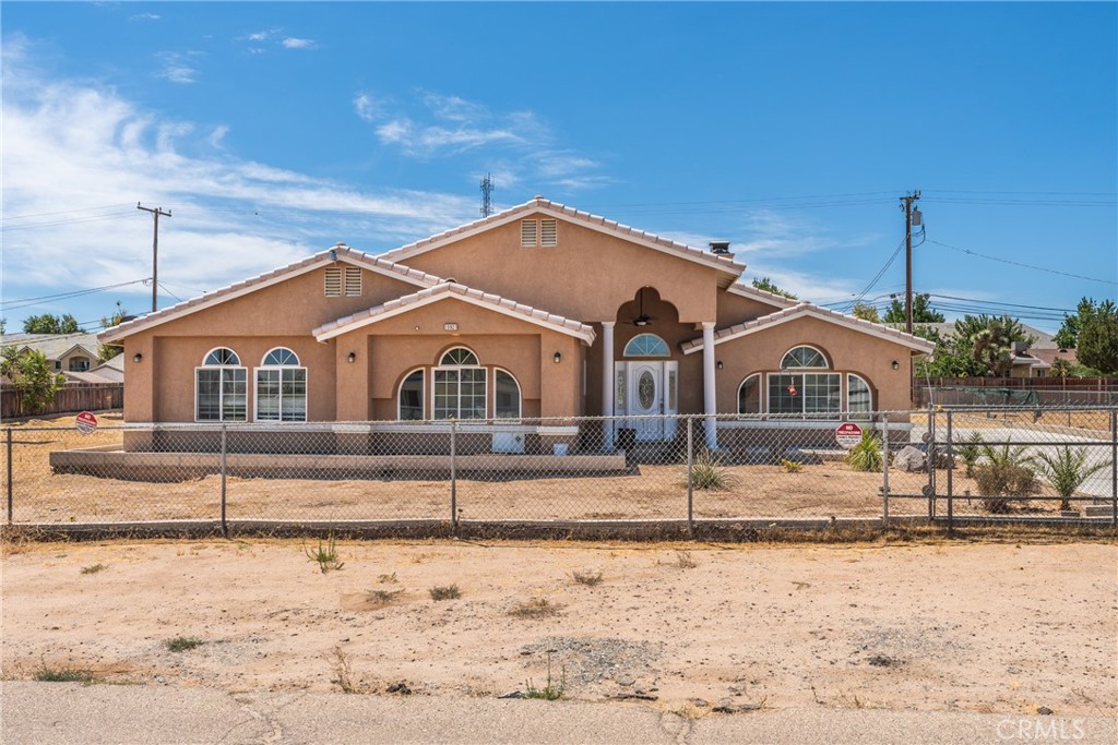 15921 Pine Street Property Photo 1