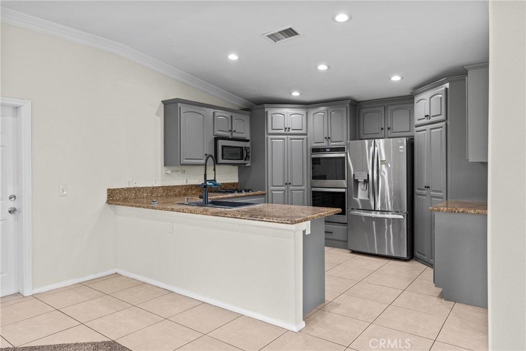 15921 Pine Street Property Photo 14