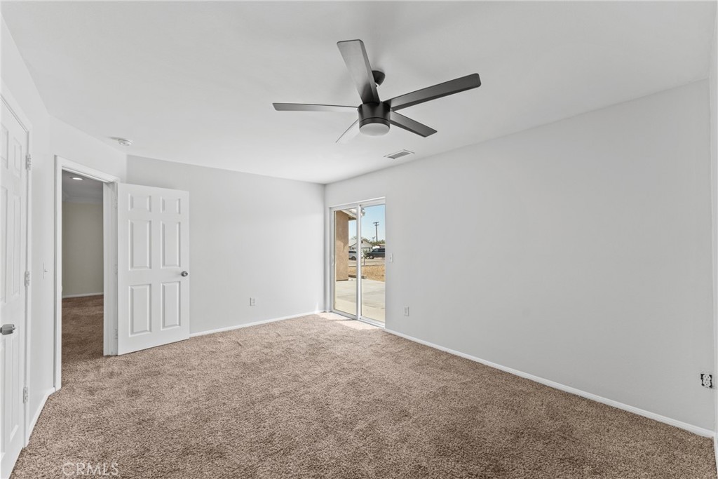 15921 Pine Street Property Photo 20