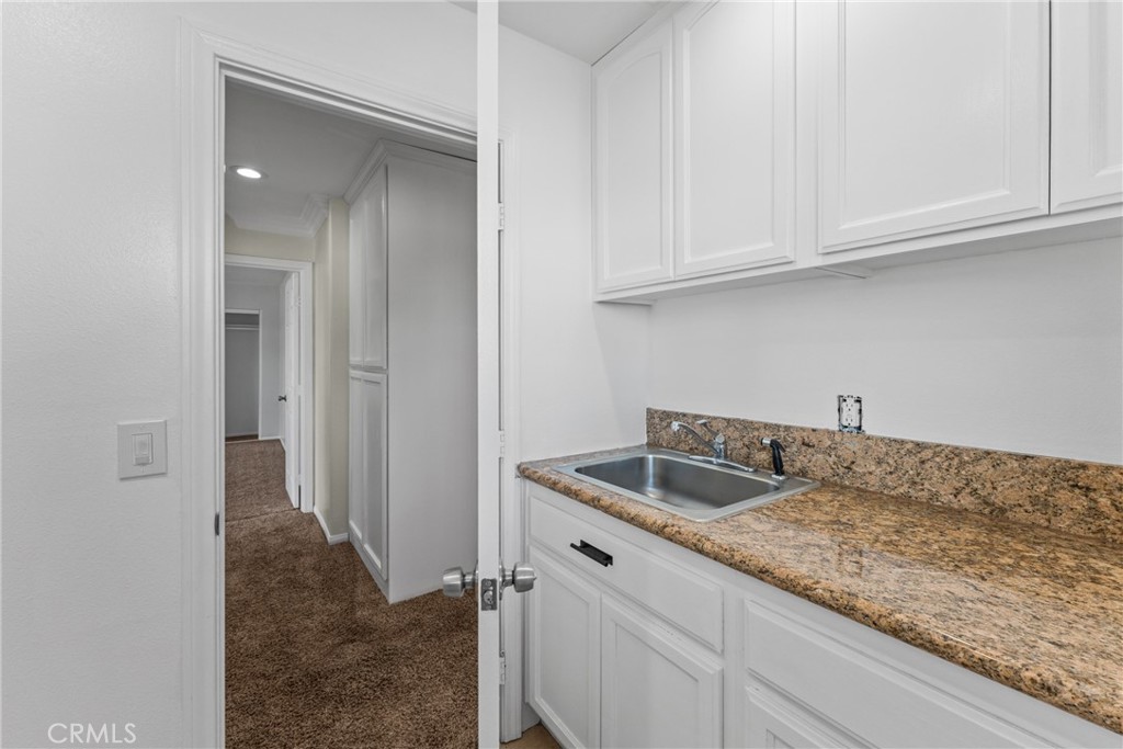 15921 Pine Street Property Photo 26