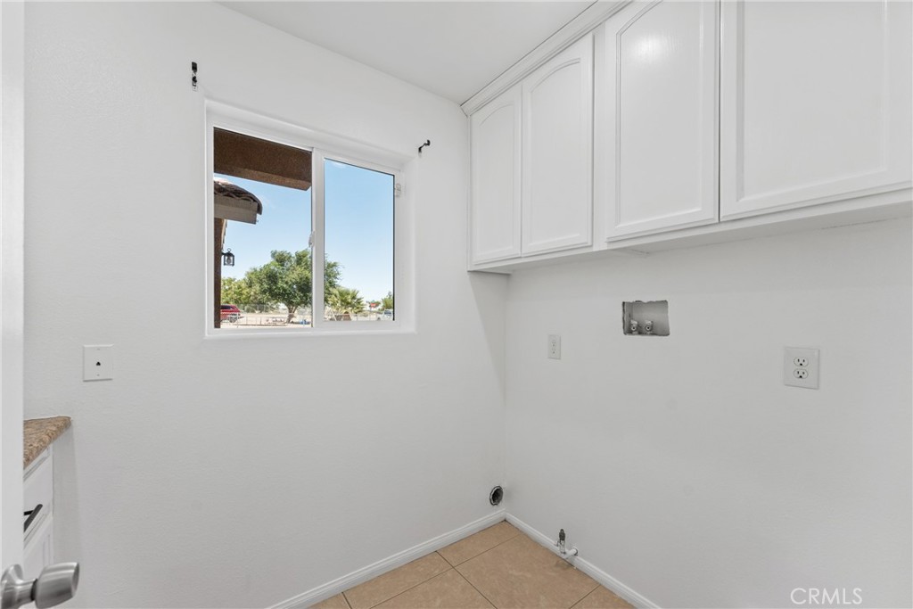 15921 Pine Street Property Photo 27