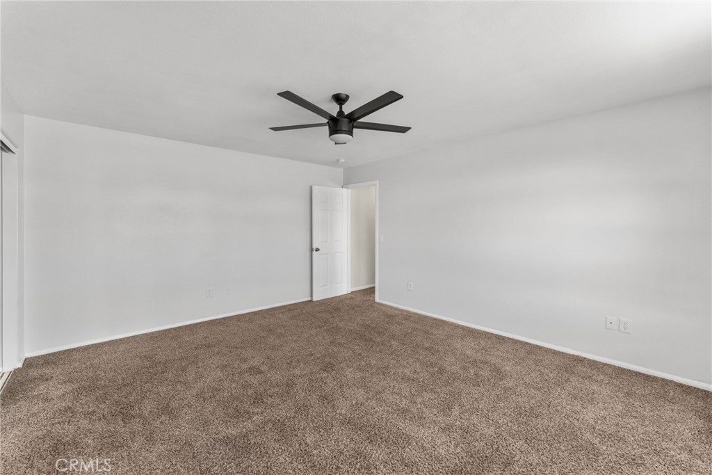 15921 Pine Street Property Photo 30