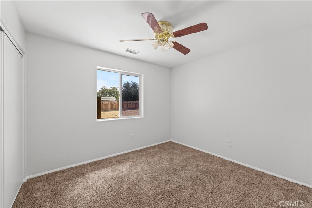 15921 Pine Street Property Photo 34
