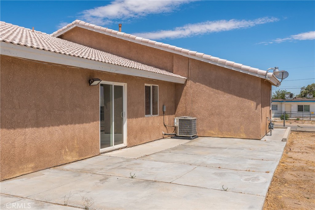 15921 Pine Street Property Photo 42