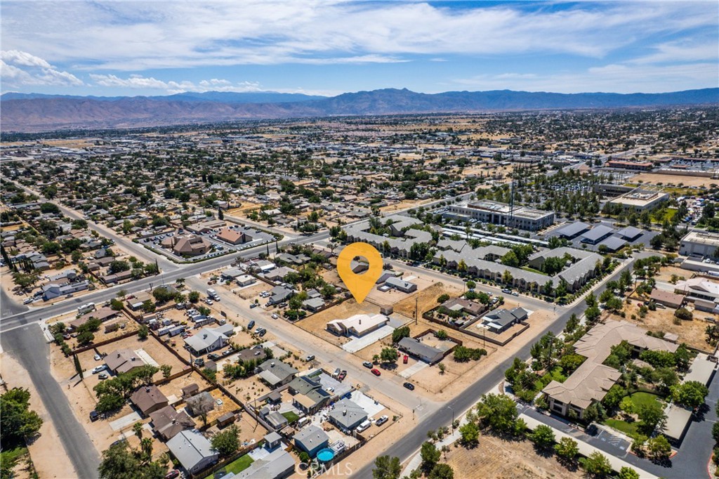15921 Pine Street Property Photo 47