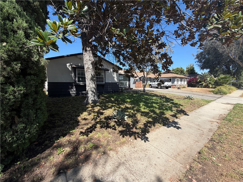 6939 Murietta Avenue Property Photo 2