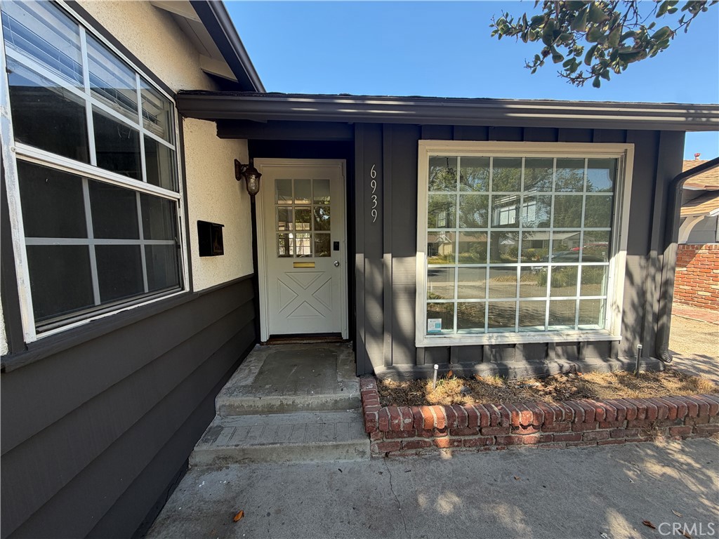 6939 Murietta Avenue Property Photo 3