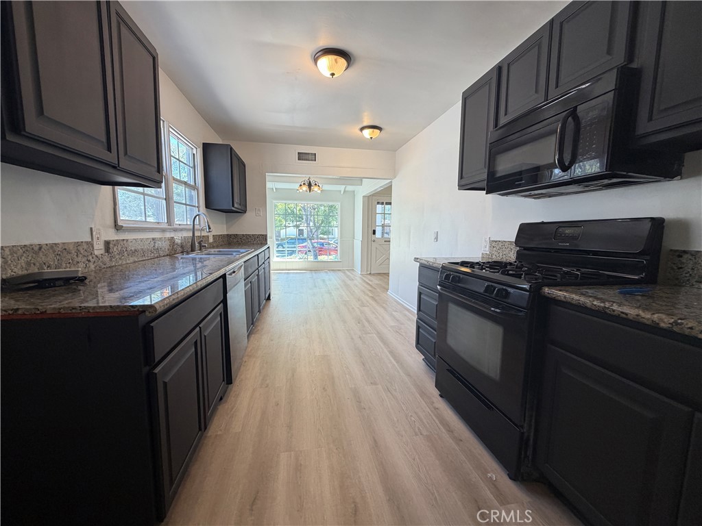 6939 Murietta Avenue Property Photo 10