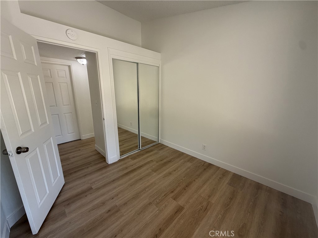 1910 Summertree Drive Property Photo 25