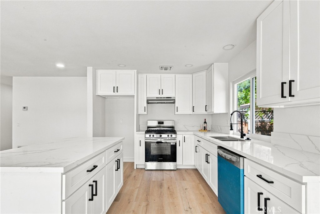1626 Jason Court Property Photo 7