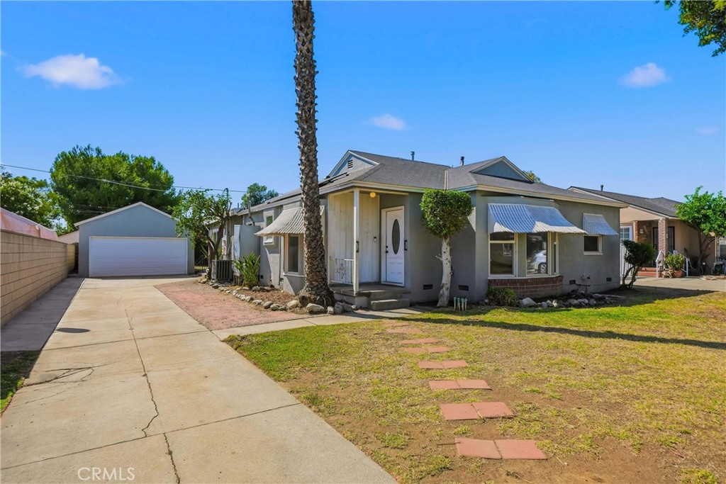 209 N Broadmoor Property Photo 3