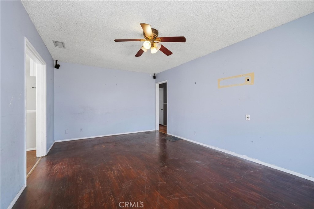 209 N Broadmoor Property Photo 5