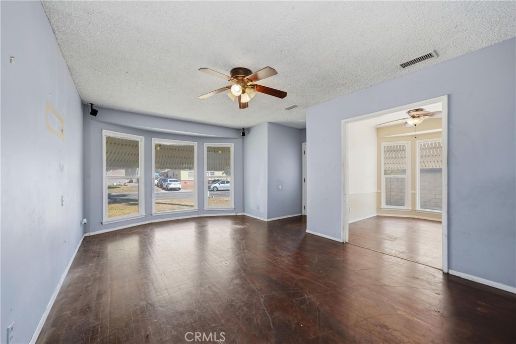 209 N Broadmoor Property Photo 7
