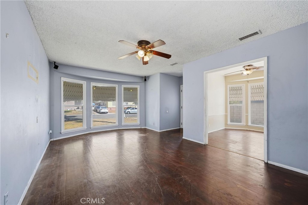 209 N Broadmoor Property Photo 7
