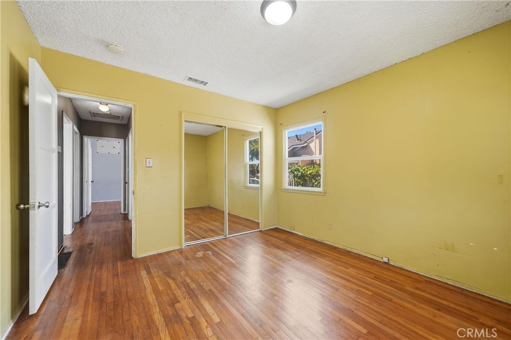 209 N Broadmoor Property Photo 8