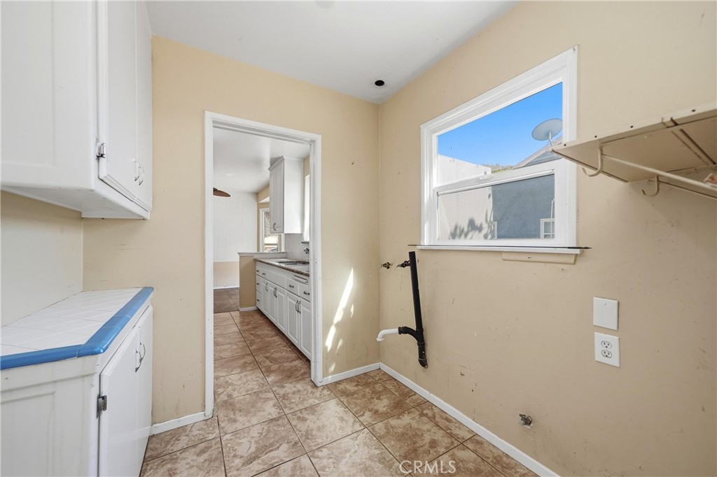 209 N Broadmoor Property Photo 22