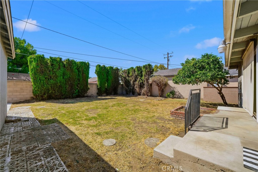 209 N Broadmoor Property Photo 33