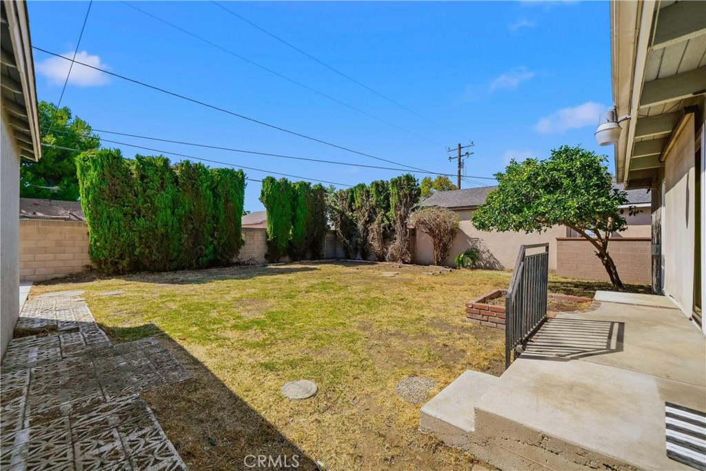 209 N Broadmoor Property Photo 33