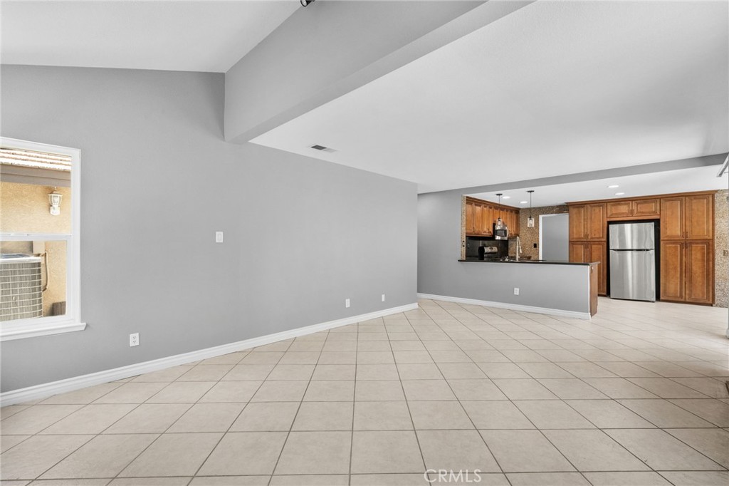2110 S Glenwood Property Photo 14